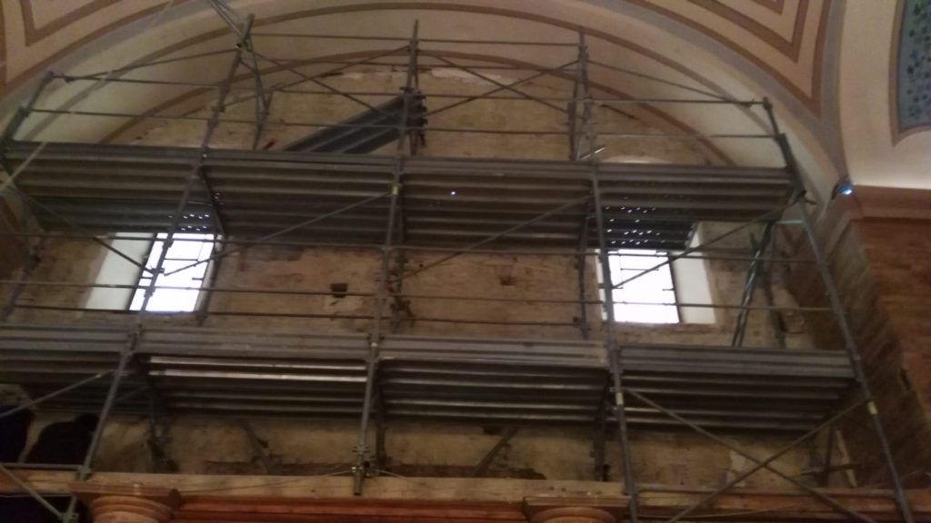 www-RiCostruiamo-eu-Impalcatura-Restauri-Edilizia-Ricostruzione-Costruzioni-Bioedilizia-Infissi-Acustica-Termica-Poliurea-Impermeabilizzazione-Ancoraggio-Legno-Sisma-Sicurezza-Ascoli-Piceno-Teramo